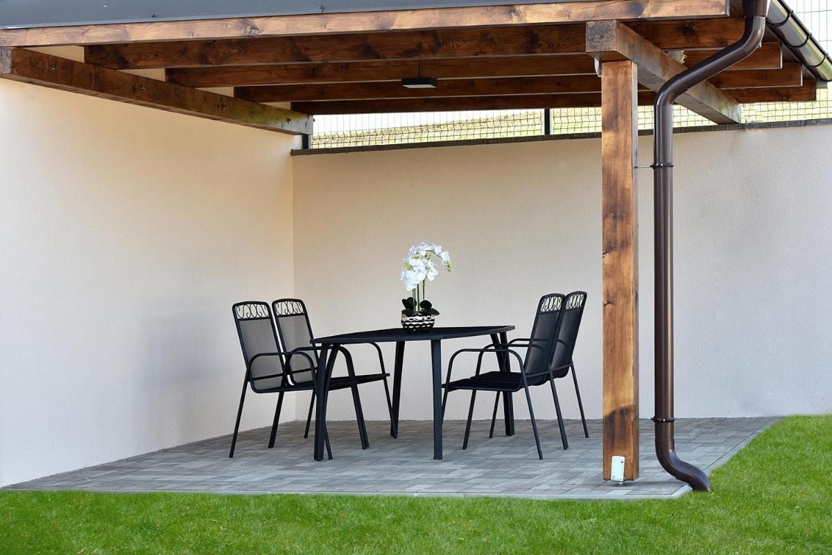 Apartmany Virbo Vrbov Dış mekan fotoğraf